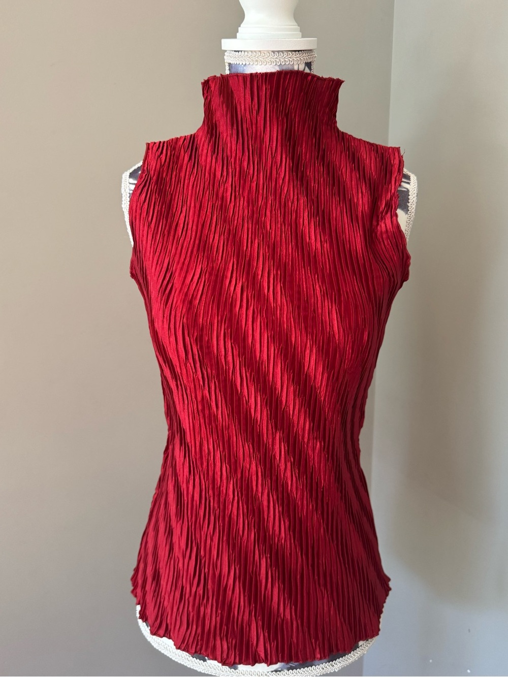 Vintage Jessica Red Pleated Sleeveless Mock Neck Tank